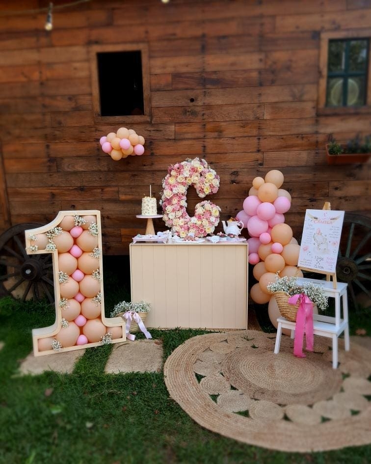 Details from events at Casa da Sogra