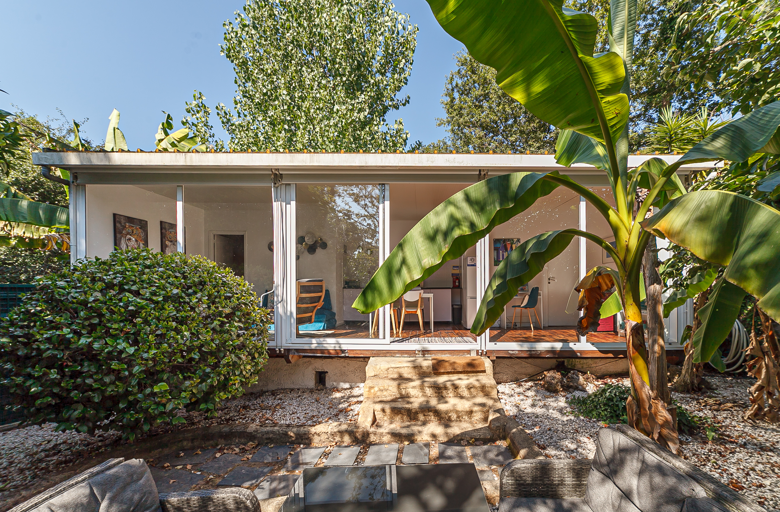 Backyard Bungalow - entrance