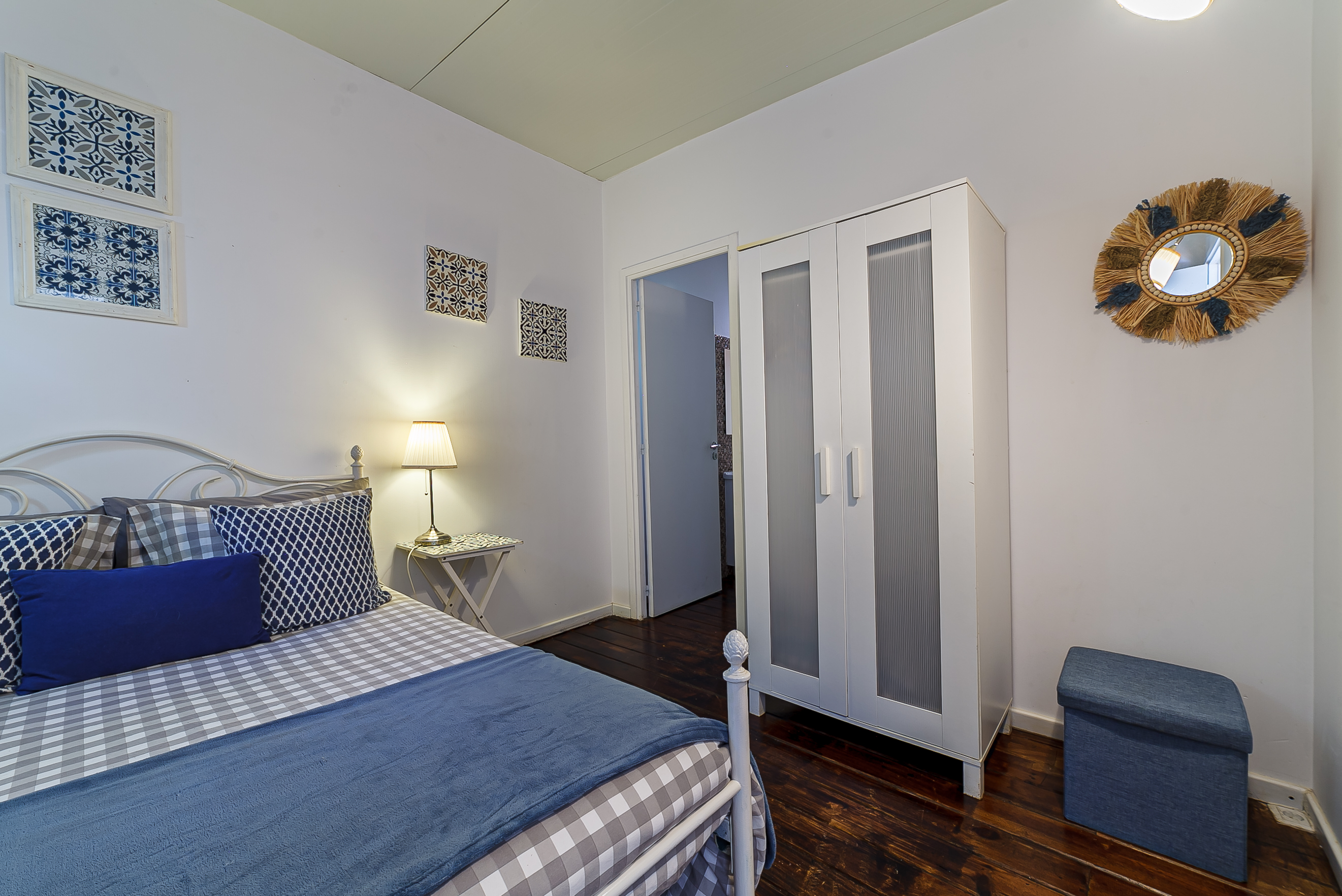 Backyard Bungalow - double bedroom 1