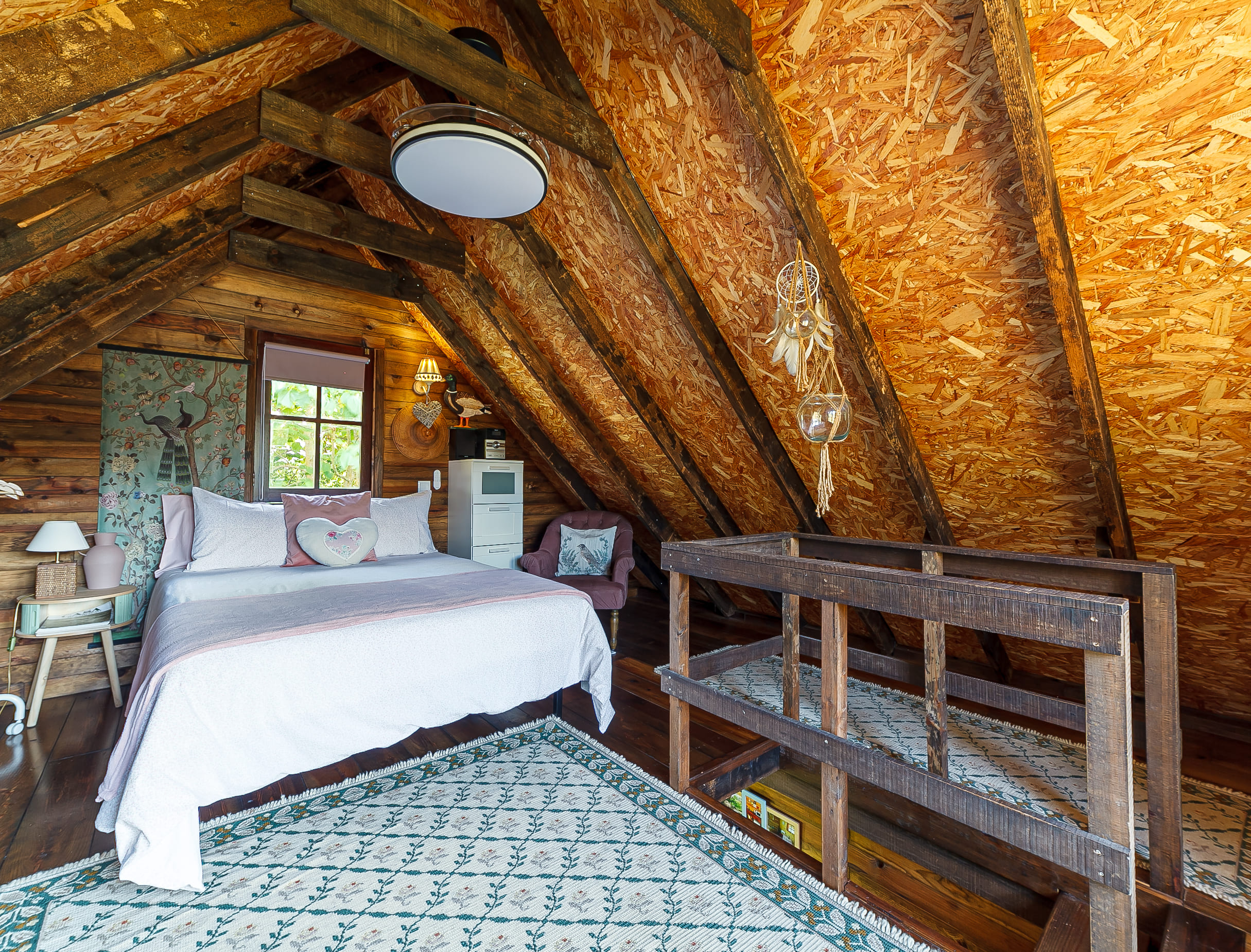 Stilt Tree House - bedroom